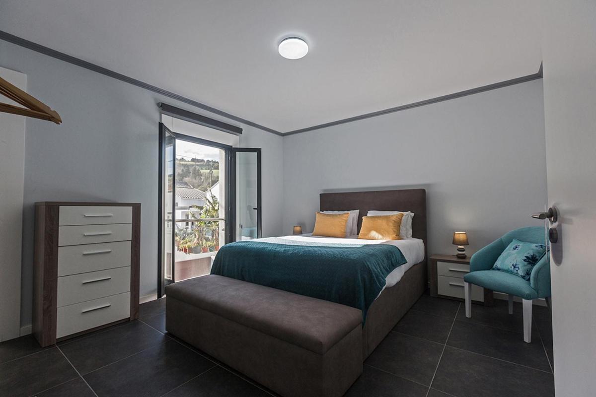 Appartement Os Ninhos Dos Avos à Ponta Delgada Extérieur photo
